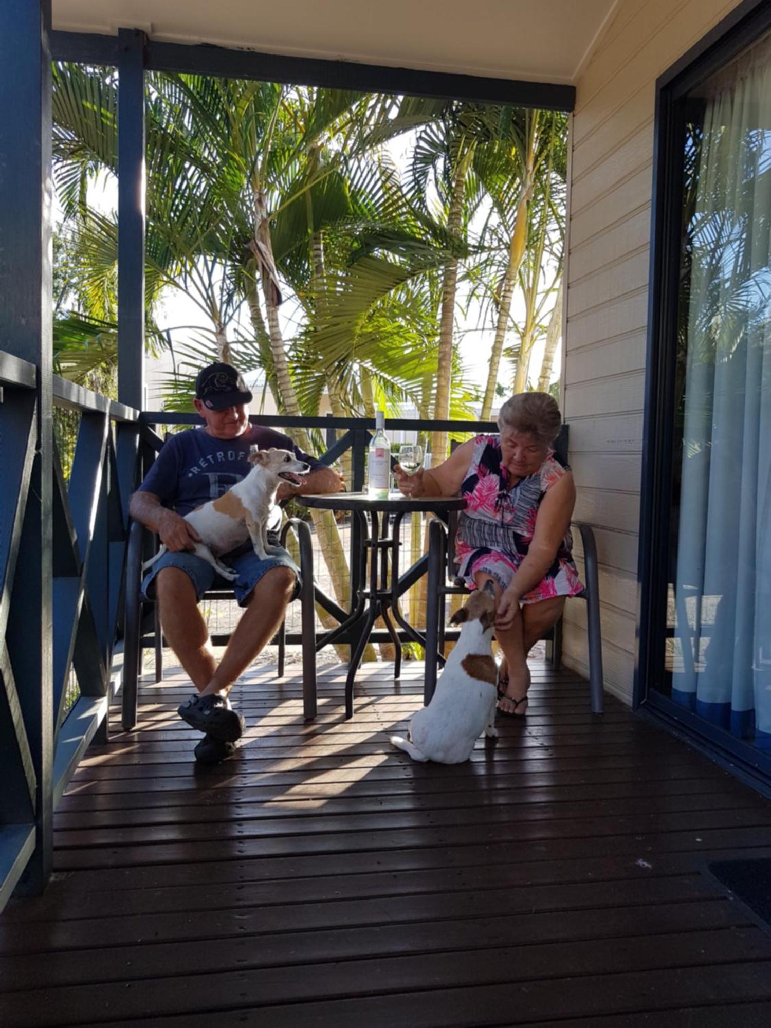 Hotel Coral Coast Tourist Park Townsville Exterior foto