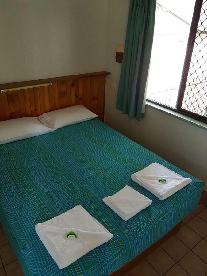 Hotel Coral Coast Tourist Park Townsville Exterior foto