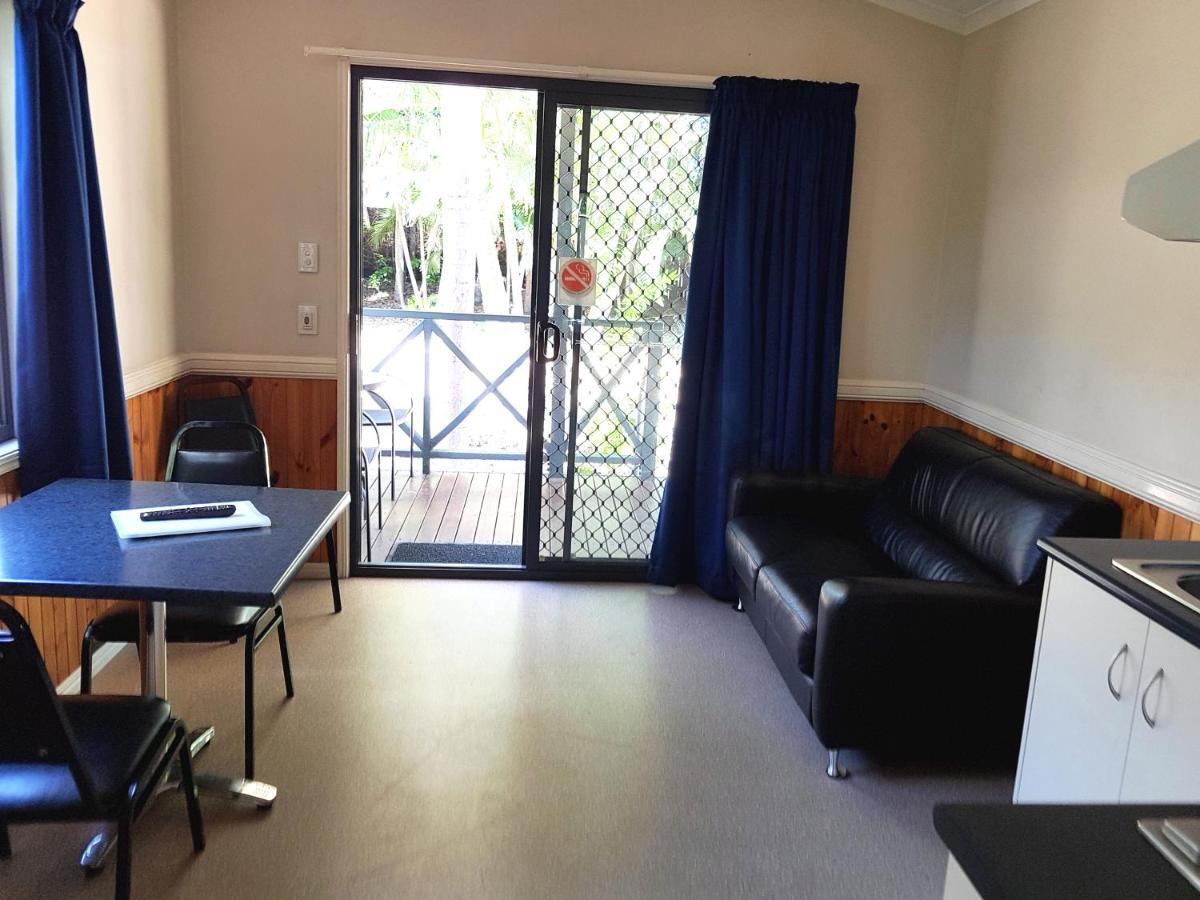 Hotel Coral Coast Tourist Park Townsville Exterior foto